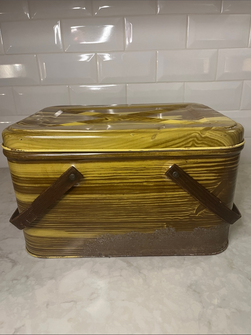 Vintage 1950’s Metal/Tin Picnic Basket with Wooden Handles lithograph wood